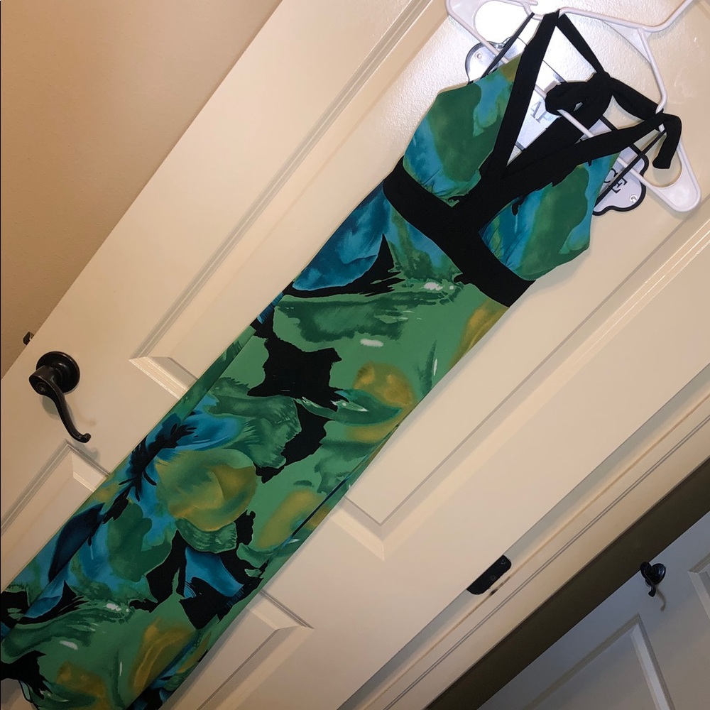 Enfocus Studio Green & Blue Floral Halter Maxi Dress